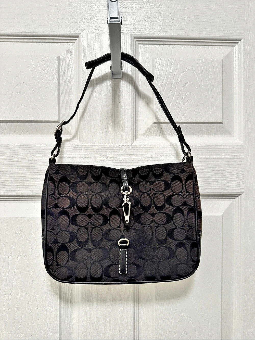 Coach Hamptons Hobo Bag In Signature Jacquard Black